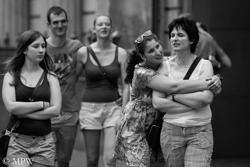 Auckland City street photo, Queent St, black and white